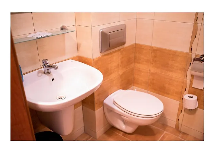 Hotel Promenada 2*